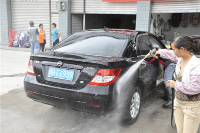 專業洗車，煥然一新——走進旺蒼縣速潔洗車行